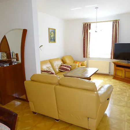 Exklusive Fuer 5 Personen Ca 100 M2 Bei Familie Mueller *