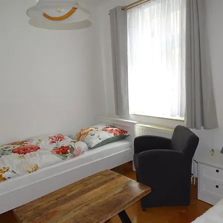 Apartment Exklusive Fuer 5 Personen Ca 100 M2 Bei Familie Mueller