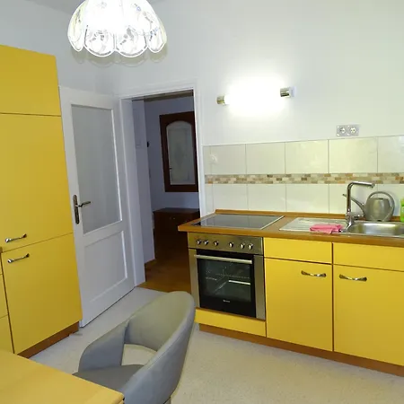 Apartment Exklusive Fuer 5 Personen Ca 100 M2 Bei Familie Mueller Nordhausen