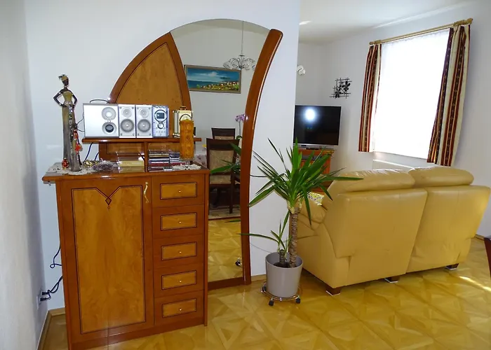 Exklusive Fuer 5 Personen Ca 100 M2 Bei Familie Mueller Appartement Nordhausen