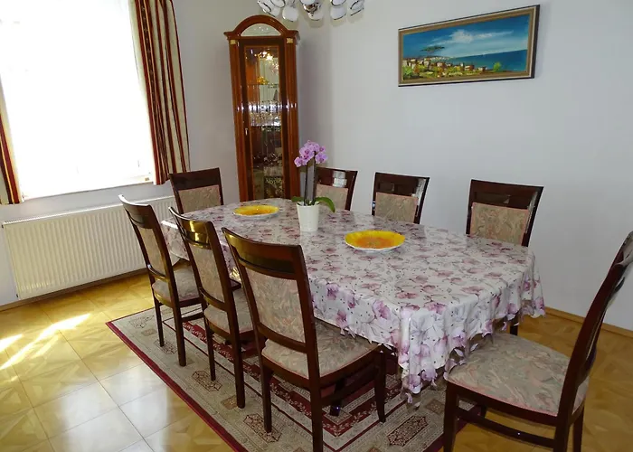 Exklusive Fuer 5 Personen Ca 100 M2 Bei Familie Mueller