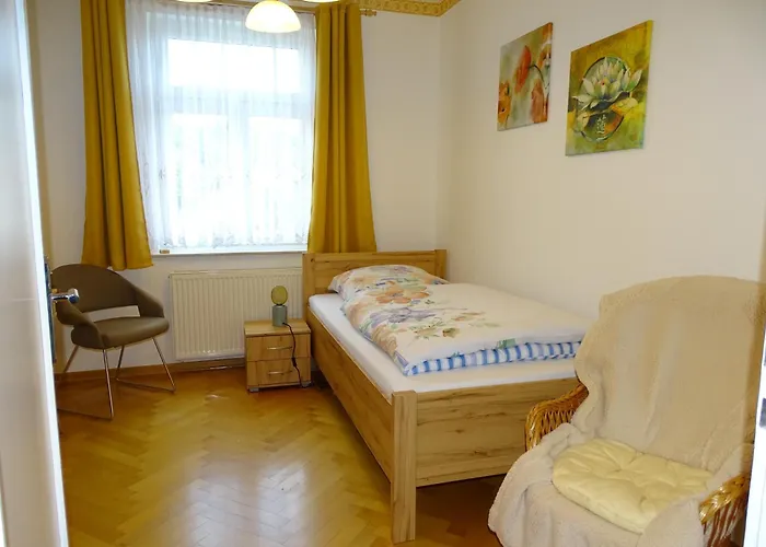 Exklusive Fuer 5 Personen Ca 100 M2 Bei Familie Mueller Appartement Nordhausen