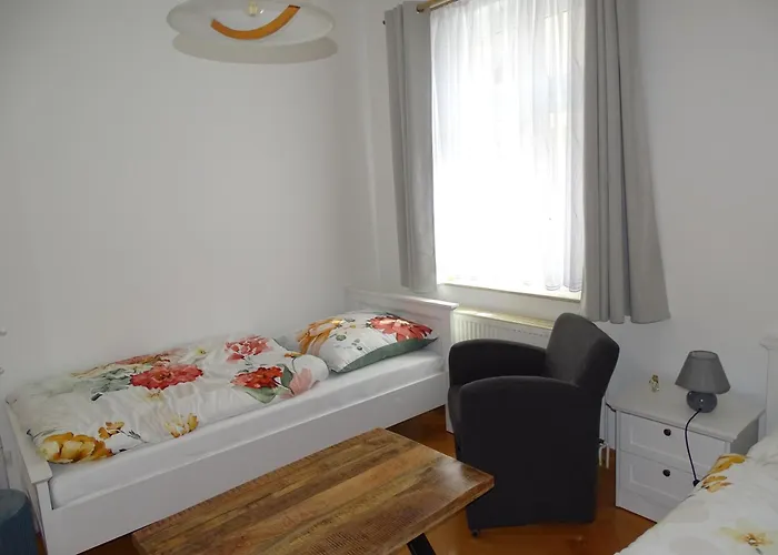 Appartement Exklusive Fuer 5 Personen Ca 100 M2 Bei Familie Mueller